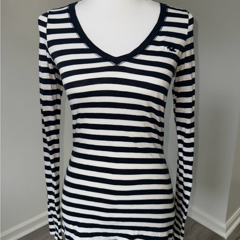 Hollister Navy White Striped V Neck Long Sleeve Tee Medium Y2K Stains - Picture 1 of 12